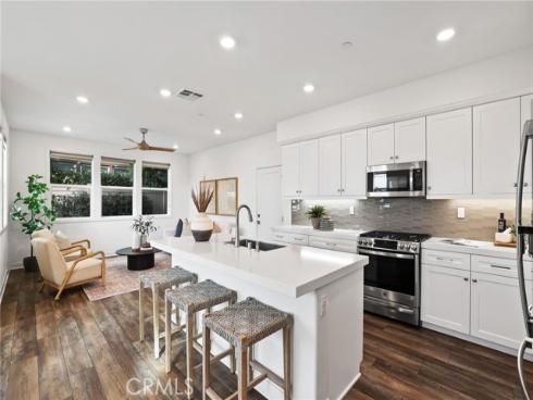 225  Denali  , Lake Forest, CA