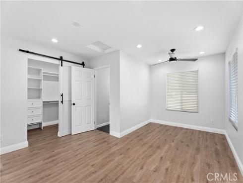 25801  Chapel Hill  , Lake Forest, CA