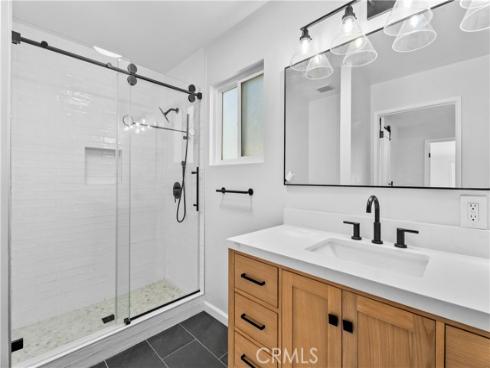 25801  Chapel Hill  , Lake Forest, CA