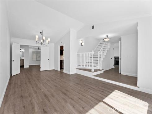 25801  Chapel Hill  , Lake Forest, CA