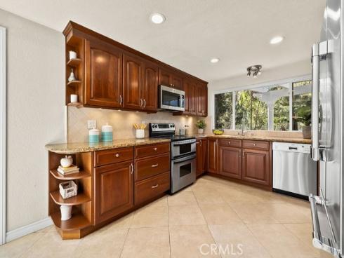 25116  Cineria  , Lake Forest, CA