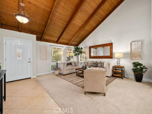 25116  Cineria  , Lake Forest, CA