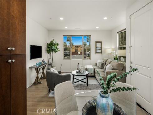 1213  El Paseo  , Lake Forest, CA