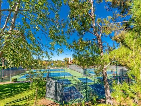 24342  Cardinal  , Lake Forest, CA