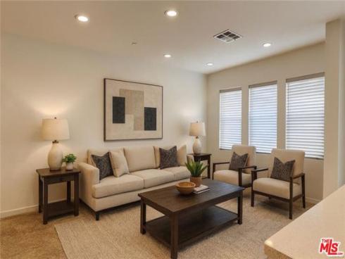 302 Limestone , Lake Forest, CA