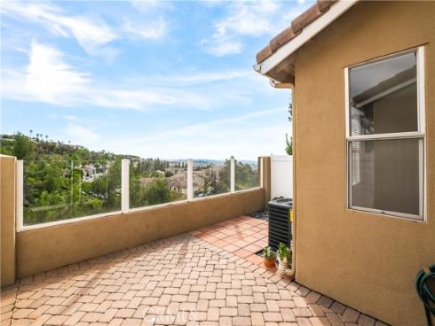 28468  Klondike  , Lake Forest, CA