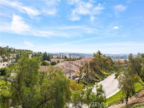 28468  Klondike  , Lake Forest, CA