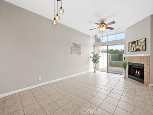 28468  Klondike  , Lake Forest, CA