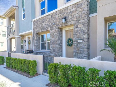 329  Adela  , Lake Forest, CA