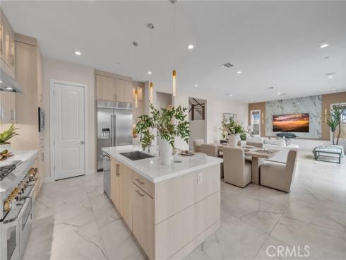 181  Hill  , Lake Forest, CA