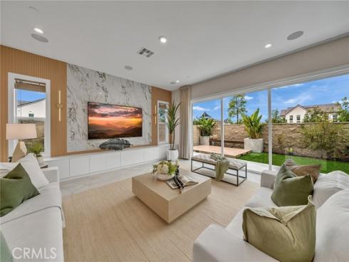 181  Hill  , Lake Forest, CA