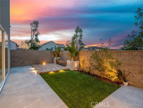 181  Hill  , Lake Forest, CA