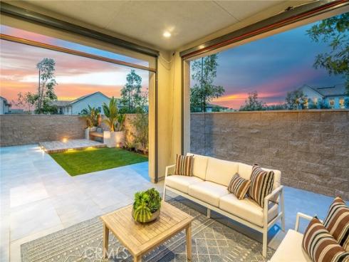 181  Hill  , Lake Forest, CA