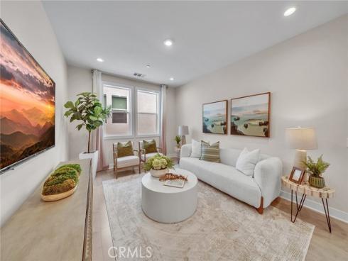 181  Hill  , Lake Forest, CA