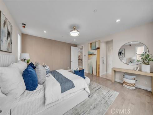 181  Hill  , Lake Forest, CA