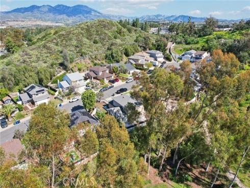 27172  Valleymont Rd.  , Lake Forest, CA