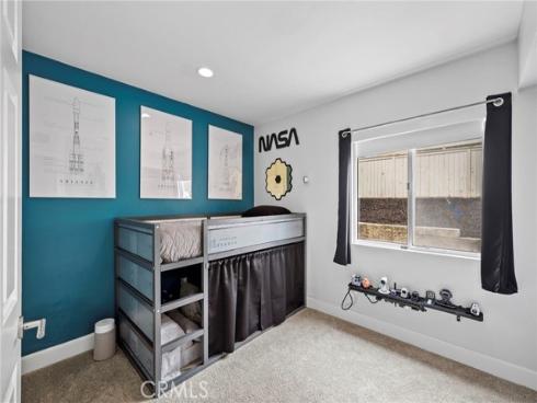 18  Cagney  , Lake Forest, CA