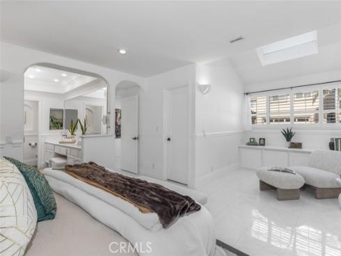 21961  Cayuga Lane  , Lake Forest, CA