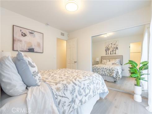 23862  Palmek  , Lake Forest, CA