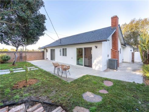 23862  Palmek  , Lake Forest, CA