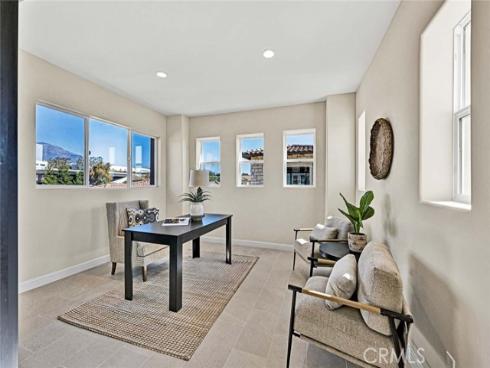 98  Pinnacle  , Lake Forest, CA