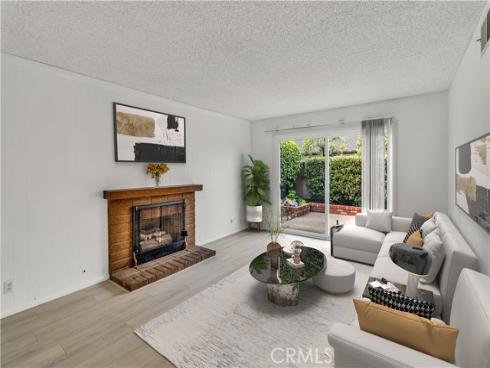 25396  Shawnee  , Lake Forest, CA