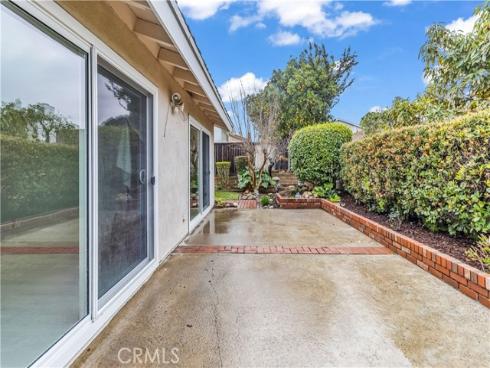 25396  Shawnee  , Lake Forest, CA