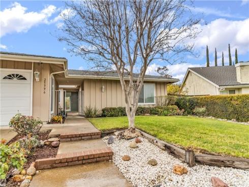 25396  Shawnee  , Lake Forest, CA