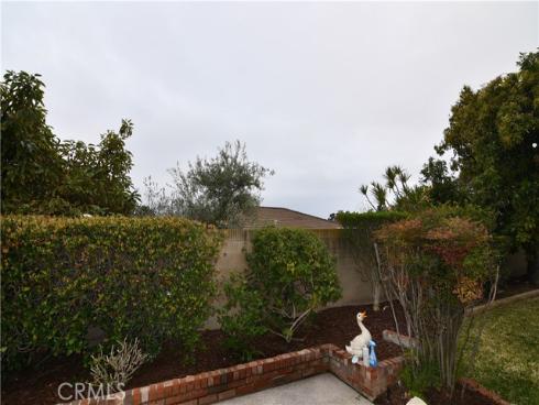 25396  Shawnee  , Lake Forest, CA