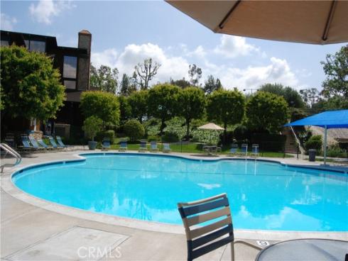 25396  Shawnee  , Lake Forest, CA