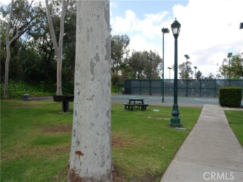 25396  Shawnee  , Lake Forest, CA