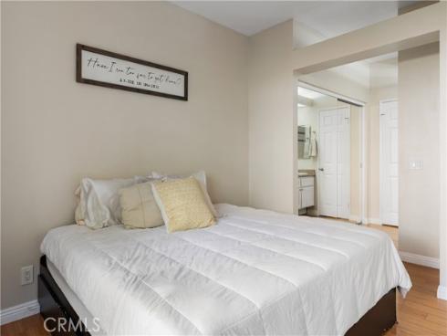 28871  Canyon Point  , Lake Forest, CA