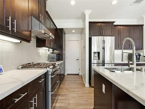 47  Finch  , Lake Forest, CA