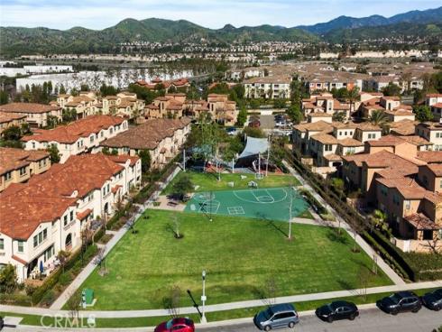 47  Finch  , Lake Forest, CA