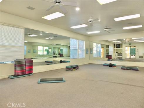 19431  Rue De Valore  19B , Lake Forest, CA