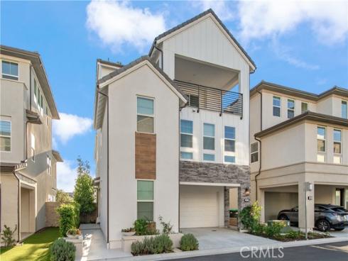 131 Reyes Alley , Lake Forest, CA