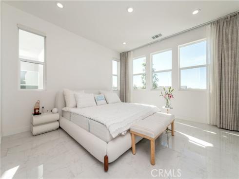 131 Reyes Alley , Lake Forest, CA