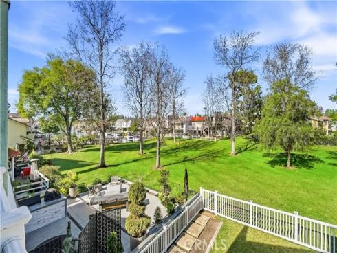 21911  Yellowstone  , Lake Forest, CA