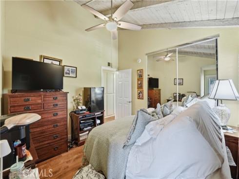 21911  Yellowstone  , Lake Forest, CA