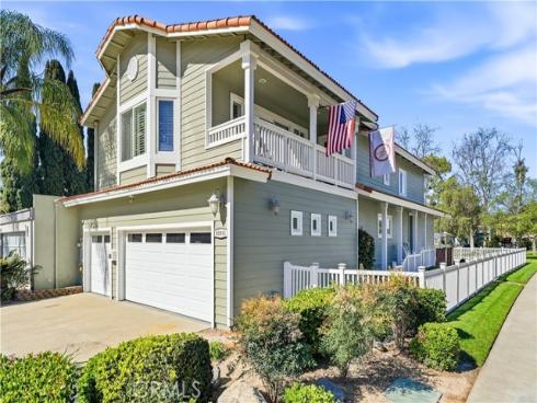 21911  Yellowstone  , Lake Forest, CA