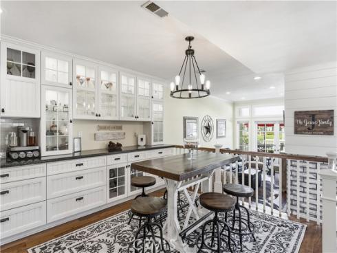 21911  Yellowstone  , Lake Forest, CA