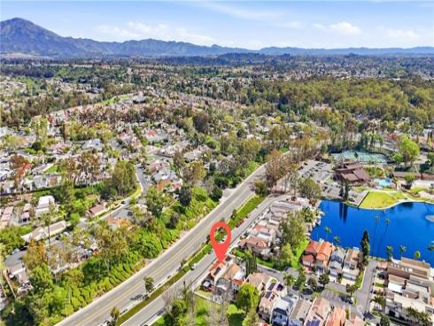 21911  Yellowstone  , Lake Forest, CA