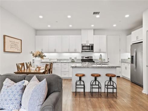 36  Savannah  , Lake Forest, CA