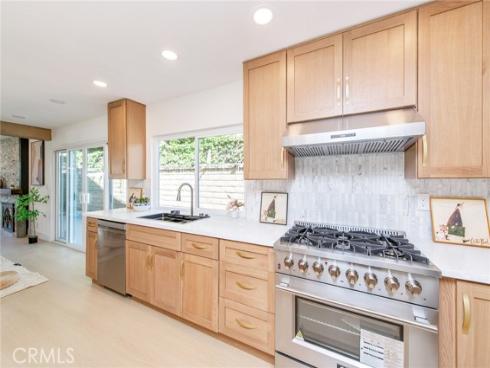 22733  Islamare  , Lake Forest, CA