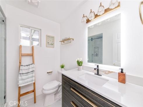 22733  Islamare  , Lake Forest, CA