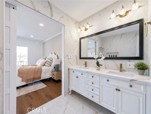 22733  Islamare  , Lake Forest, CA