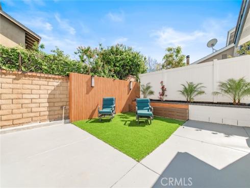 22733  Islamare  , Lake Forest, CA