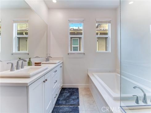 261  Siena  , Lake Forest, CA