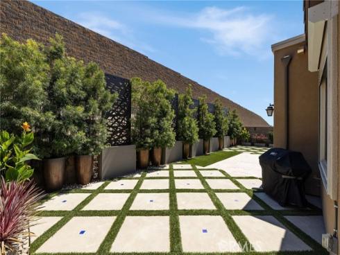 3017  Viejo Ridge North   Drive, Lake Forest, CA