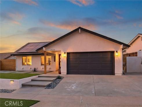 25241  Campo Rojo  , Lake Forest, CA